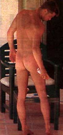 Hot Photo of Brad Pit in the nude